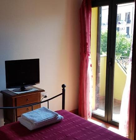 مبيت وإفطار SantʼAntìoco Bed & Breakfast S' Accorru المظهر الخارجي الصورة