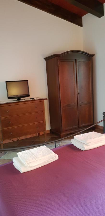 مبيت وإفطار SantʼAntìoco Bed & Breakfast S' Accorru المظهر الخارجي الصورة